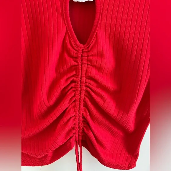 Rue 21 red scrunch crop top size large (red) (NWT) - Picture 3 of 4